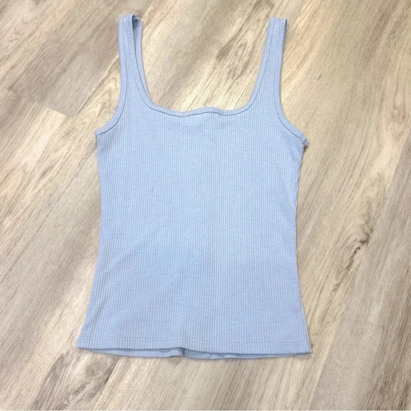 Buckle Caution To The Wind Baby Blue Ribbed Knit Wooden Button Square Neck Tank - Picture 2 of 4
